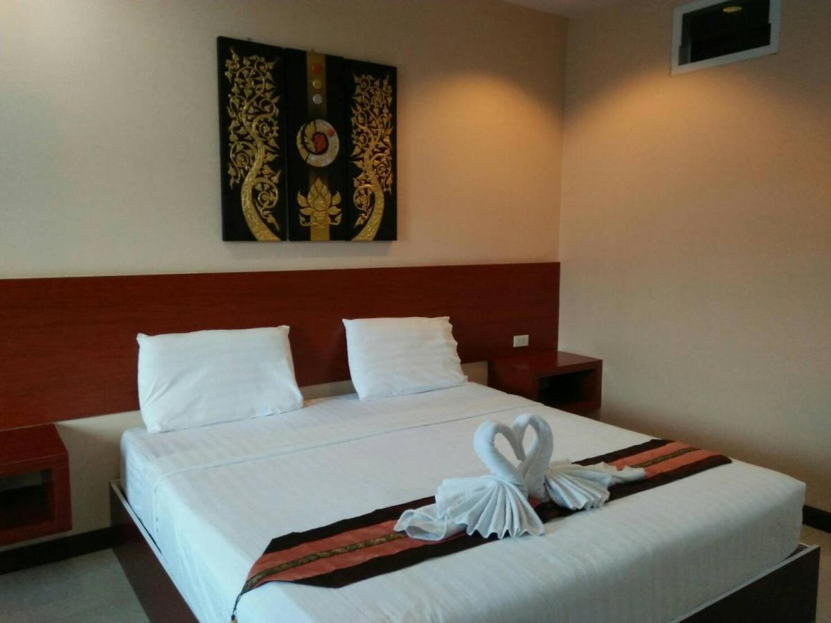 Le Parc Wangnang Hotel Phitsanulok Exterior foto
